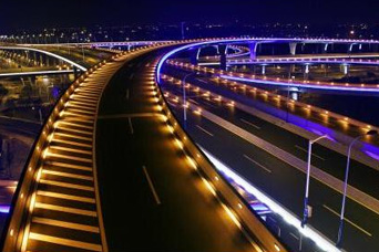 城(cheng)市道(dao)路(lu)炤(zhao)明