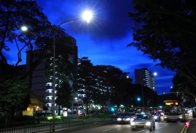 新加(jia)坡(po)計劃2022年前(qian)將全國路燈(deng)更(geng)換(huan)成(cheng)LED